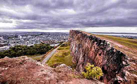 <p>Edinburgh from the crags</p>