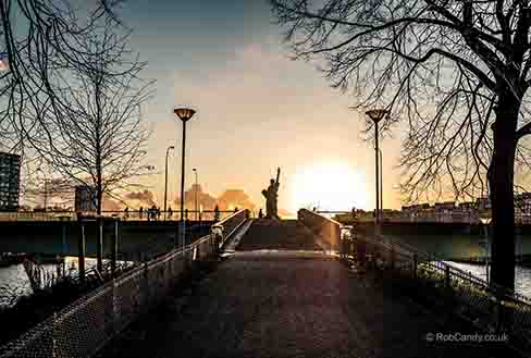 <p>Leading to the statue</p>